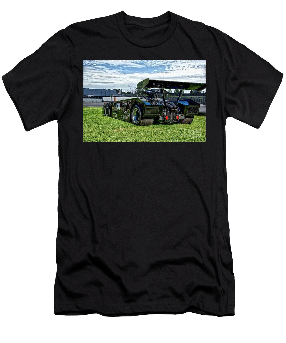 1974 Shadow Dn4b Can Am Race Car Dave Koontz T-Shirt